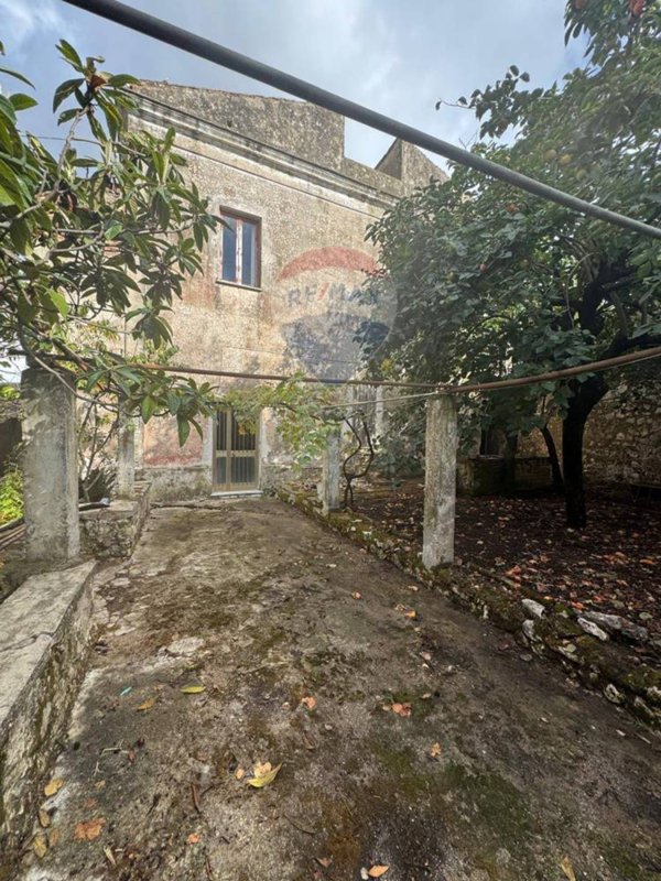 casa indipendente in vendita a Gaeta in zona Sant'Agostino