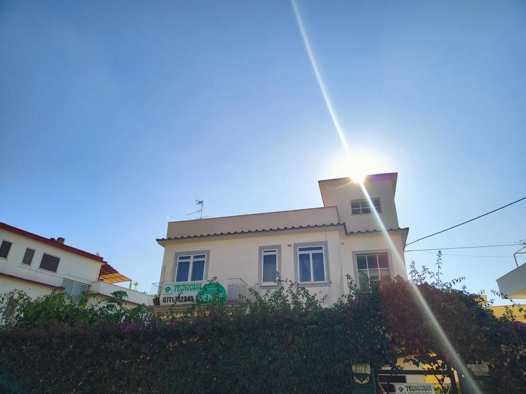 appartamento in vendita a Gaeta in zona Serapo