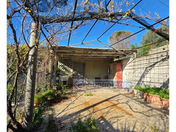 locale commerciale in vendita a Gaeta