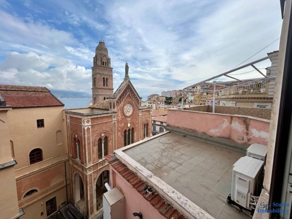 casa indipendente in vendita a Gaeta
