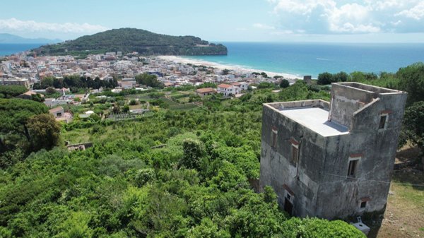 casa indipendente in vendita a Gaeta