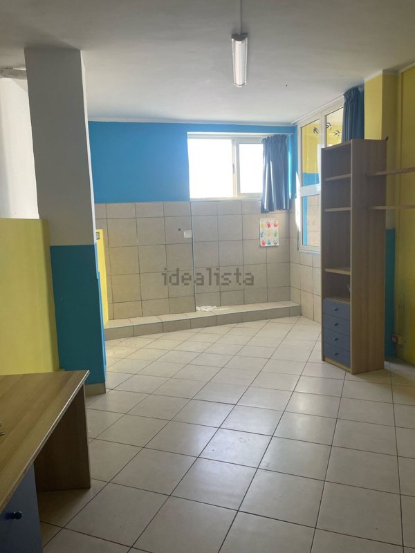 locale commerciale in vendita a Gaeta