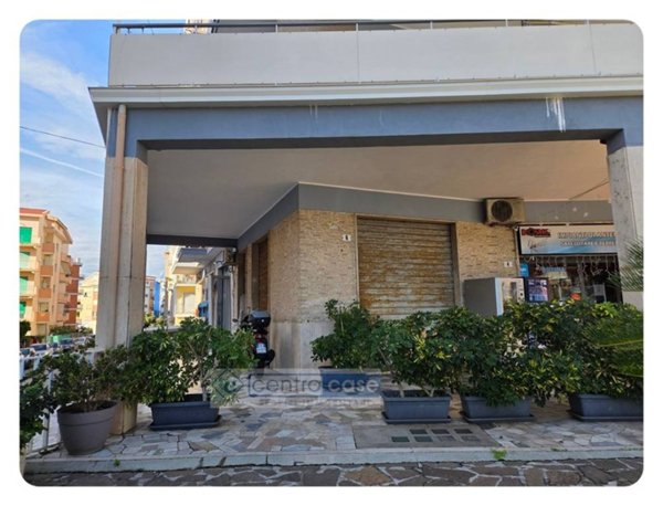 negozio in vendita a Gaeta