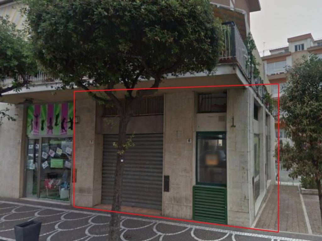 negozio in vendita a Gaeta