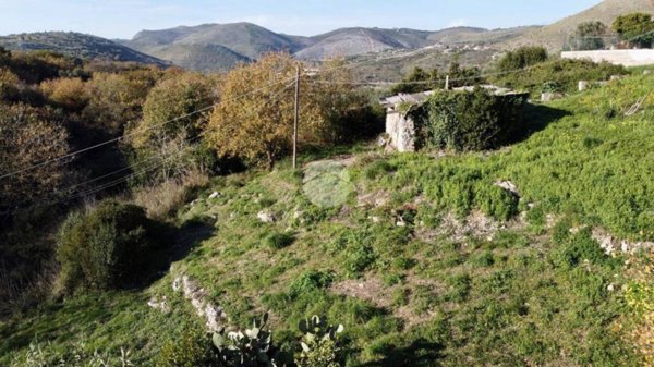 casa indipendente in vendita a Gaeta in zona Sant'Agostino