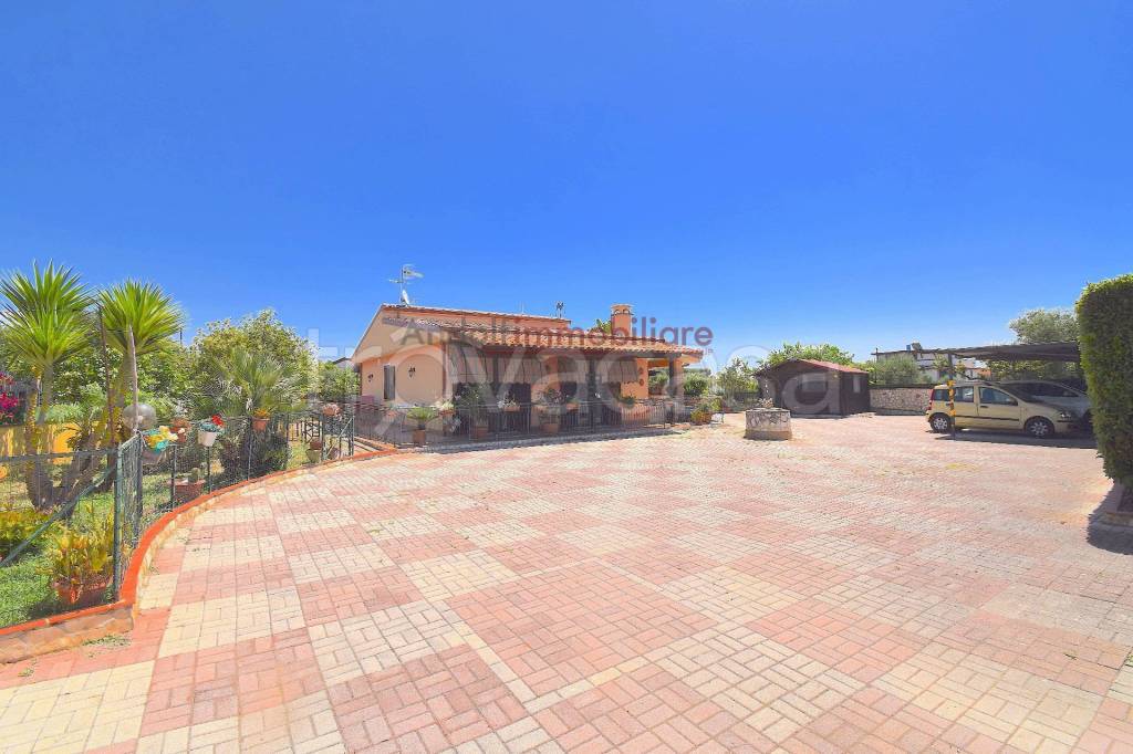 casa indipendente in vendita a Gaeta