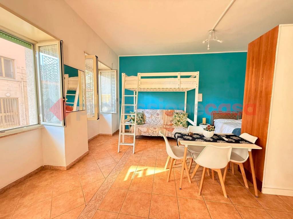 appartamento in vendita a Gaeta in zona Serapo