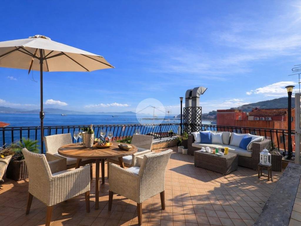 appartamento in vendita a Gaeta in zona Serapo