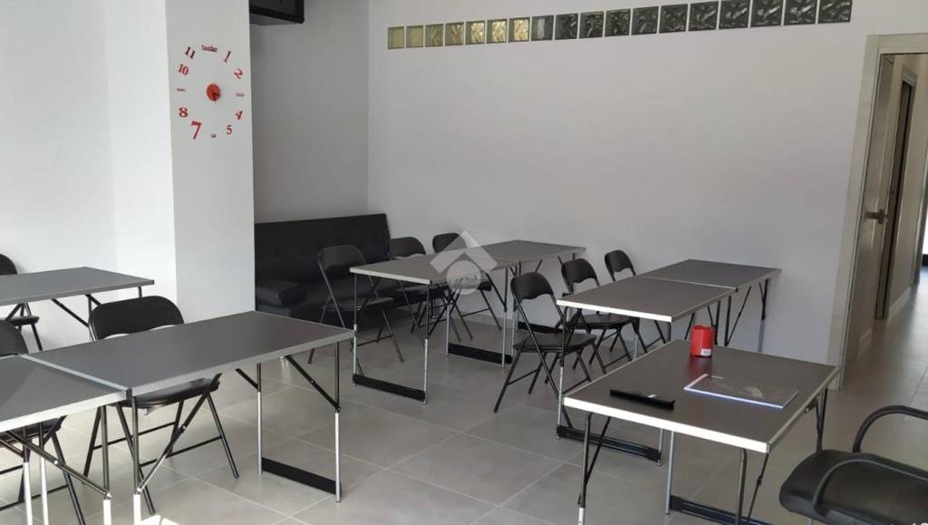 negozio in vendita a Gaeta