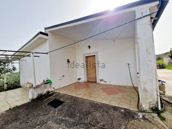 casa indipendente in vendita a Gaeta