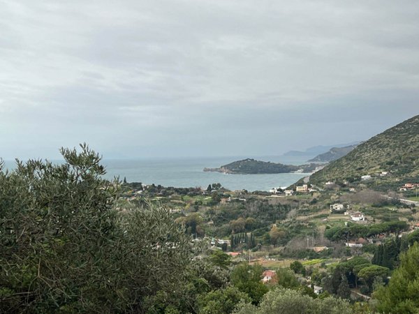 casa indipendente in vendita a Gaeta in zona Ariana