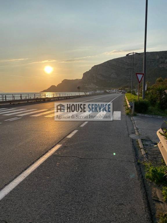 negozio in vendita a Gaeta