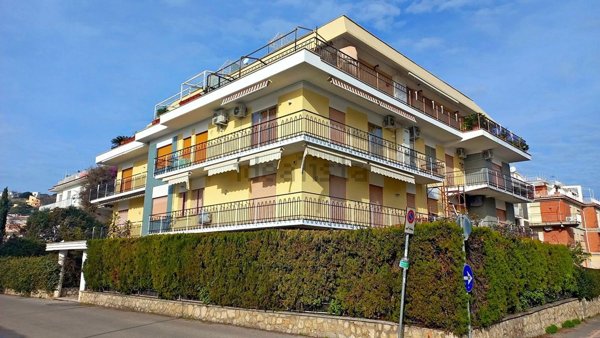 appartamento in vendita a Gaeta in zona Serapo