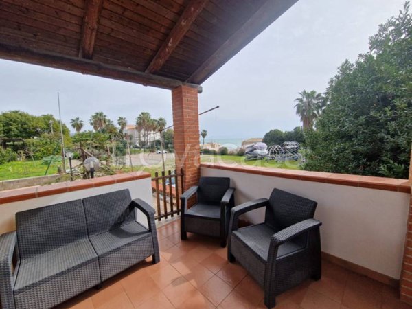 casa indipendente in vendita a Gaeta