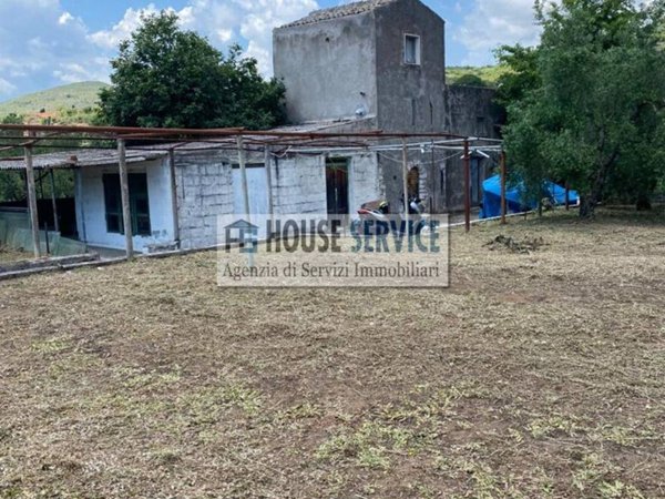 casa indipendente in vendita a Gaeta in zona Sant'Agostino