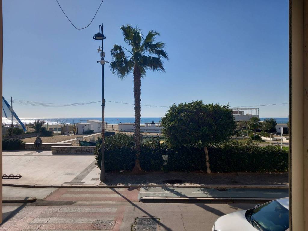 appartamento in vendita a Gaeta in zona Serapo