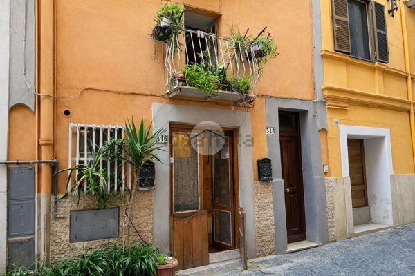 appartamento in vendita a Gaeta in zona Serapo