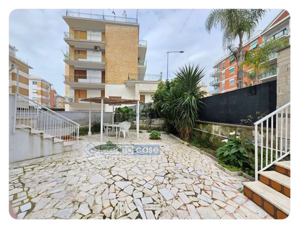 appartamento in vendita a Gaeta in zona Serapo
