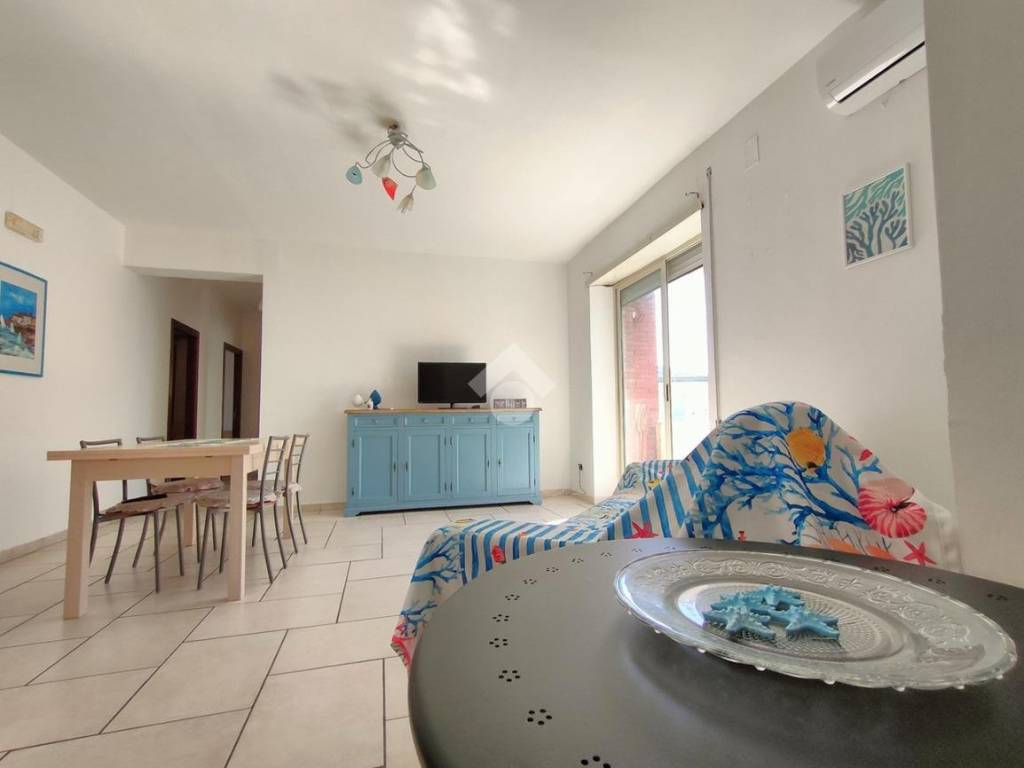 appartamento in vendita a Gaeta in zona Serapo