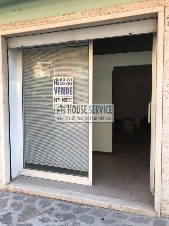 negozio in vendita a Gaeta