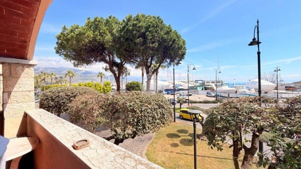 appartamento in vendita a Gaeta in zona Serapo