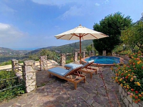 casa indipendente in vendita a Gaeta