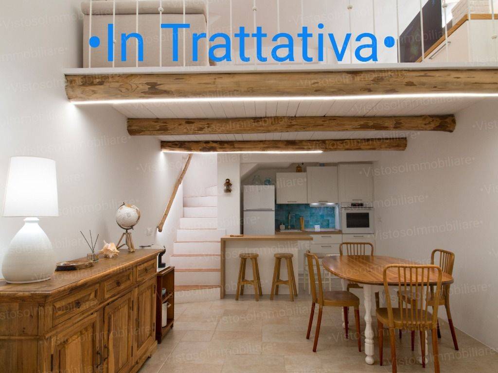 casa indipendente in vendita a Gaeta