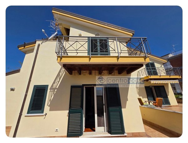 casa indipendente in vendita a Gaeta