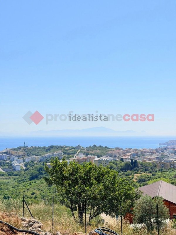 casa indipendente in vendita a Gaeta