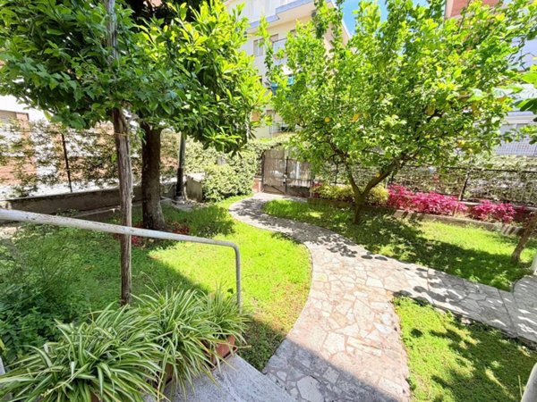 appartamento in vendita a Gaeta in zona Serapo