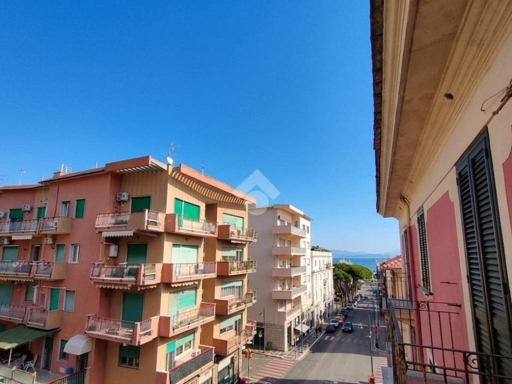 appartamento in vendita a Gaeta in zona Serapo