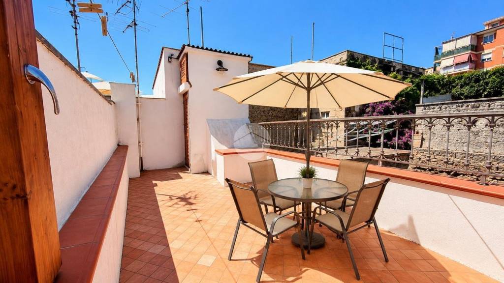 appartamento in vendita a Gaeta in zona Serapo