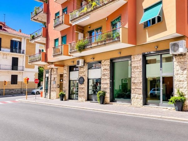 negozio in vendita a Gaeta