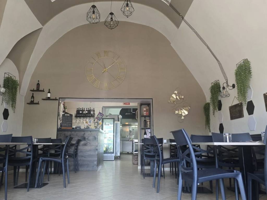 negozio in vendita a Gaeta in zona Porto Salvo