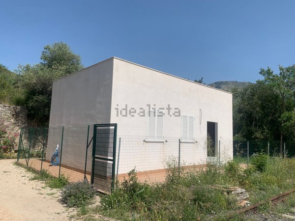 casa indipendente in vendita a Gaeta in zona Sant'Agostino