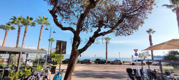 locale commerciale in vendita a Gaeta in zona Porto Salvo