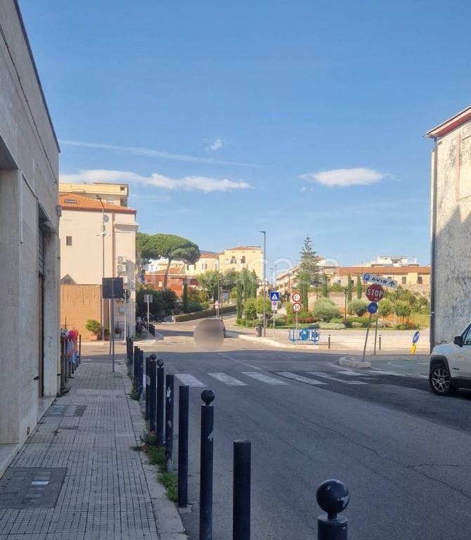 negozio in vendita a Gaeta in zona Serapo