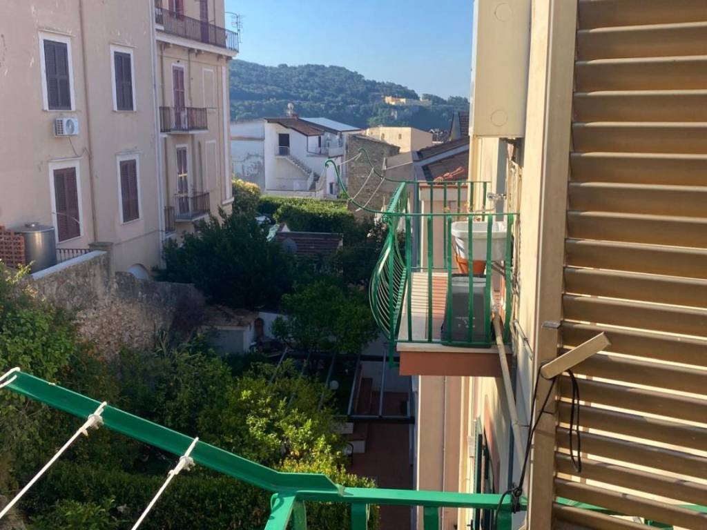 appartamento in vendita a Gaeta in zona Porto Salvo