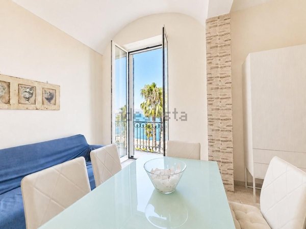appartamento in vendita a Gaeta in zona Porto Salvo