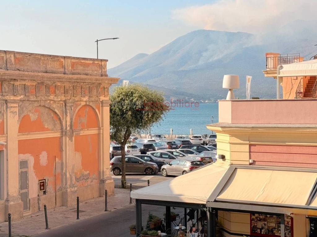 appartamento in vendita a Gaeta in zona Porto Salvo
