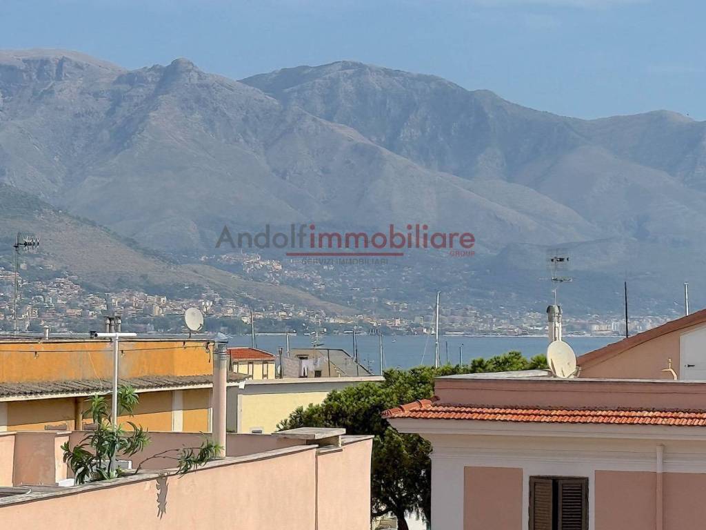 appartamento in vendita a Gaeta in zona Serapo