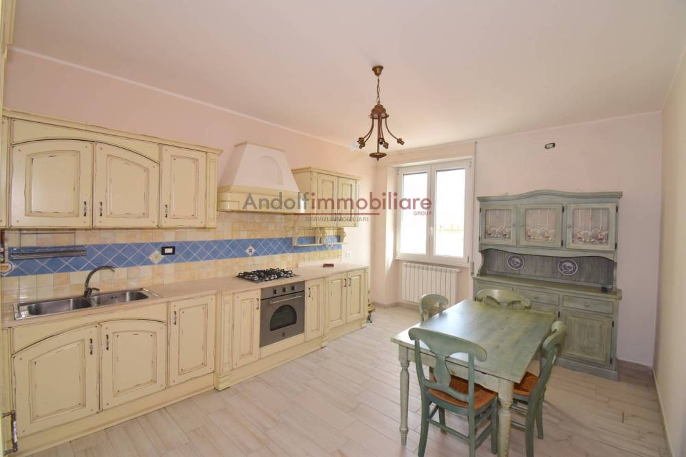 appartamento in vendita a Gaeta in zona Serapo
