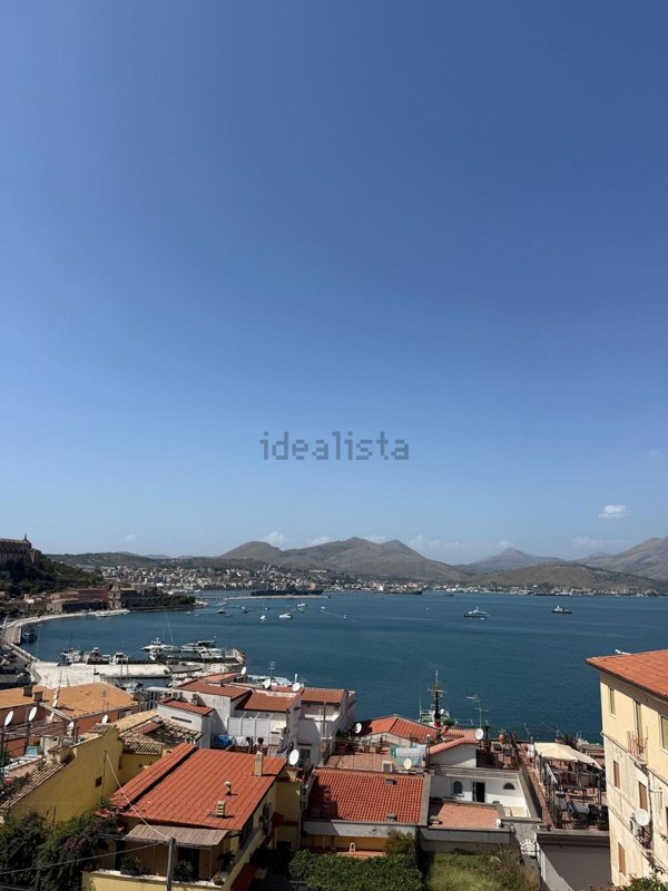 appartamento in vendita a Gaeta in zona Porto Salvo