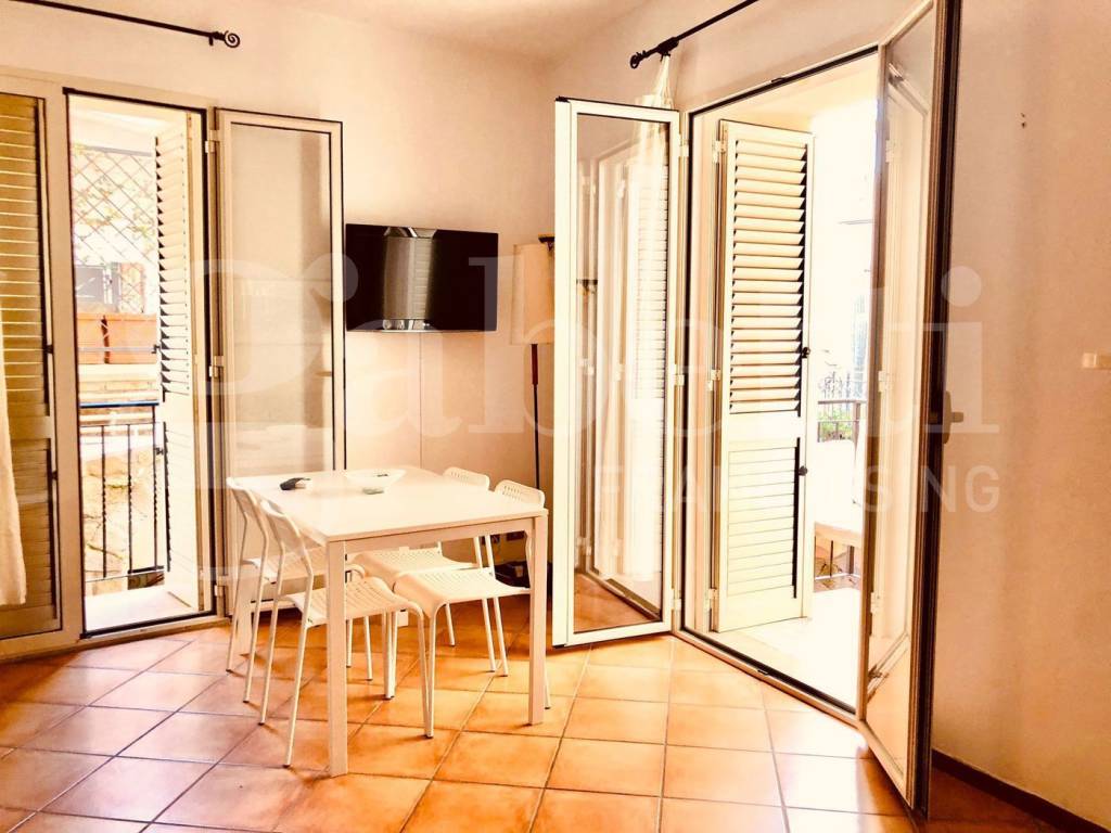 appartamento in vendita a Gaeta in zona Porto Salvo