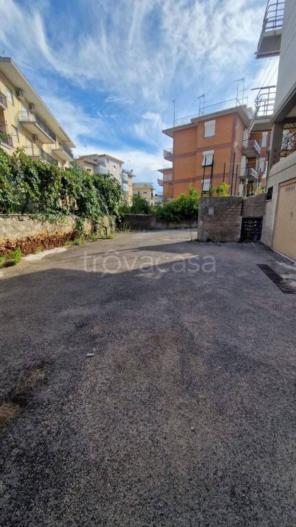 box auto in vendita a Gaeta
