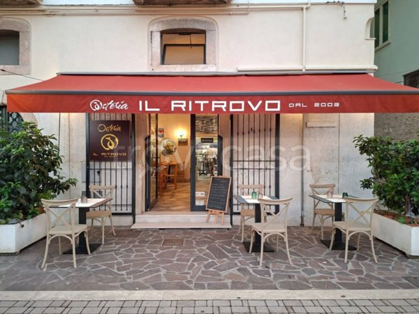 locale commerciale in vendita a Gaeta in zona Porto Salvo