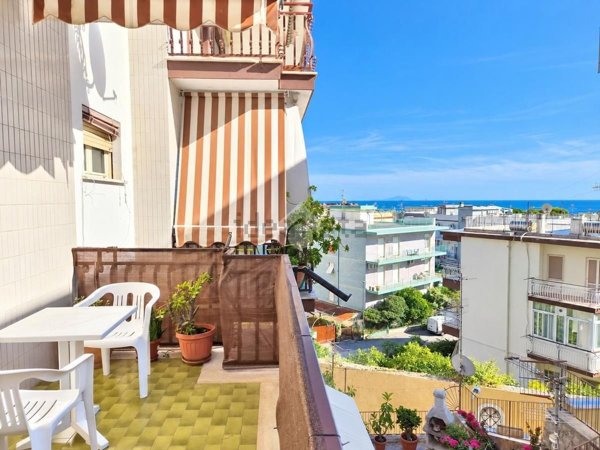 appartamento in vendita a Gaeta in zona Serapo