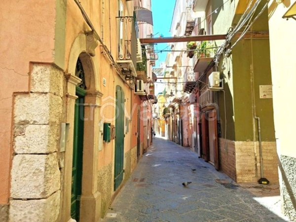 appartamento in vendita a Gaeta in zona Porto Salvo
