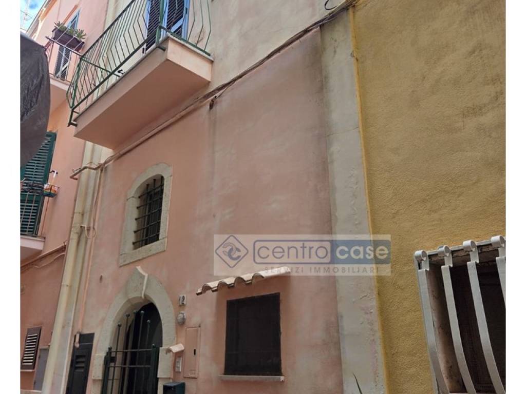 casa indipendente in vendita a Gaeta