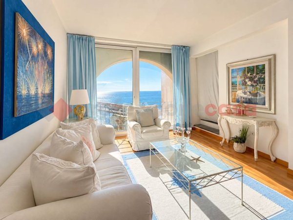 appartamento in vendita a Gaeta in zona Porto Salvo